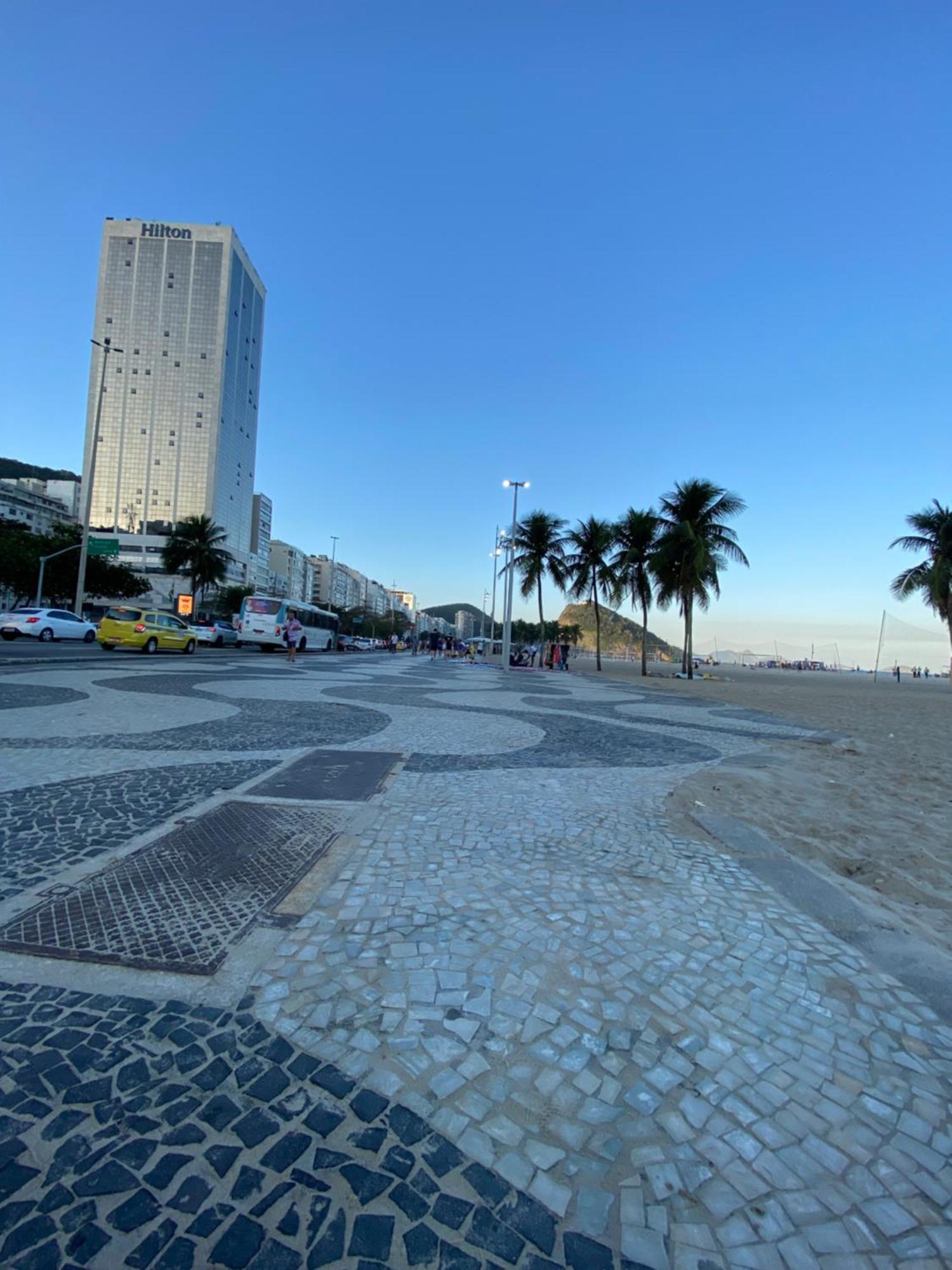 Apartamento Aparentemente Em Copacabana Bem Localizado Perto Da