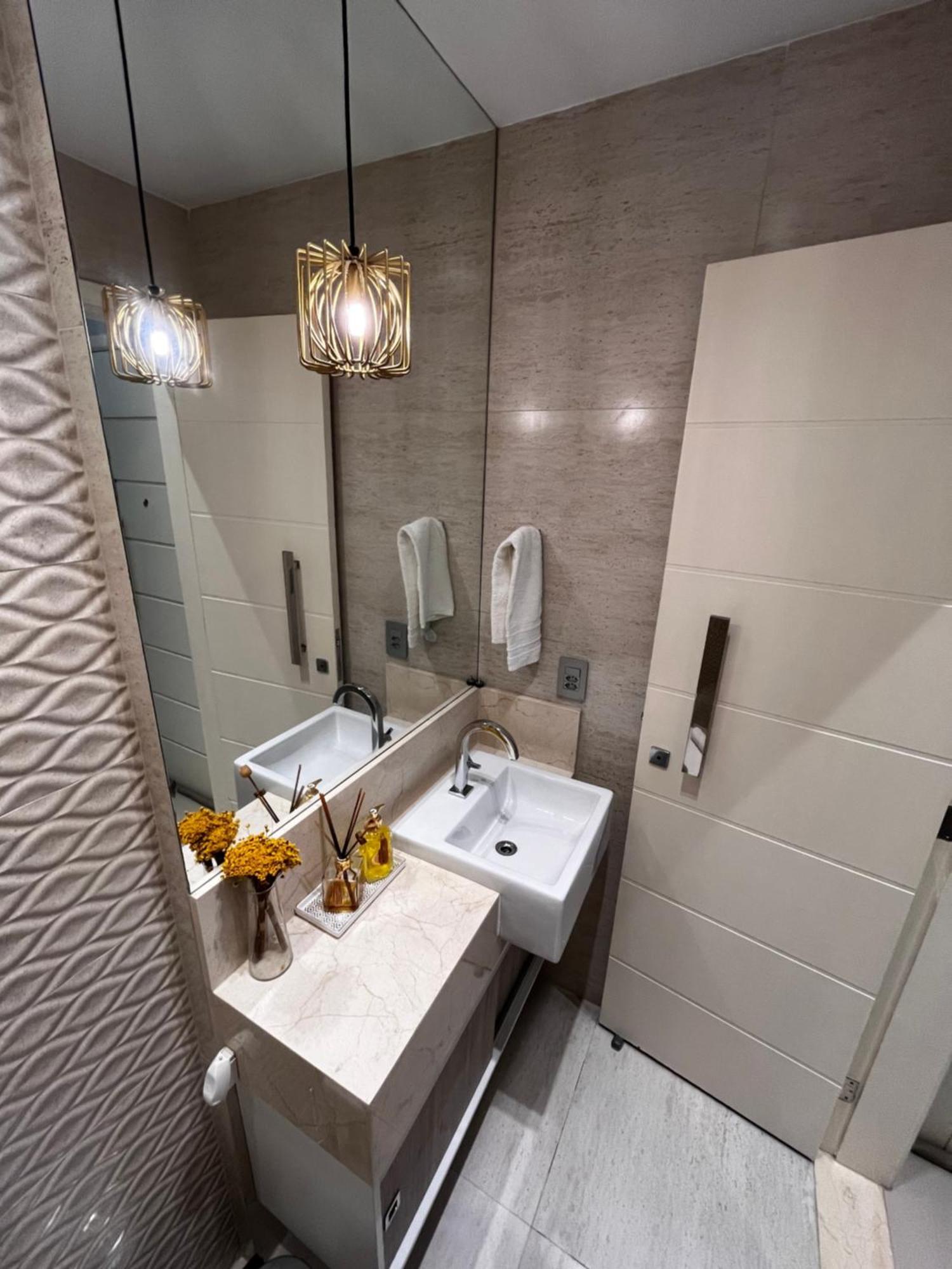 Aparentemente Em Copacabana Bem Localizado Perto Da Apartamento