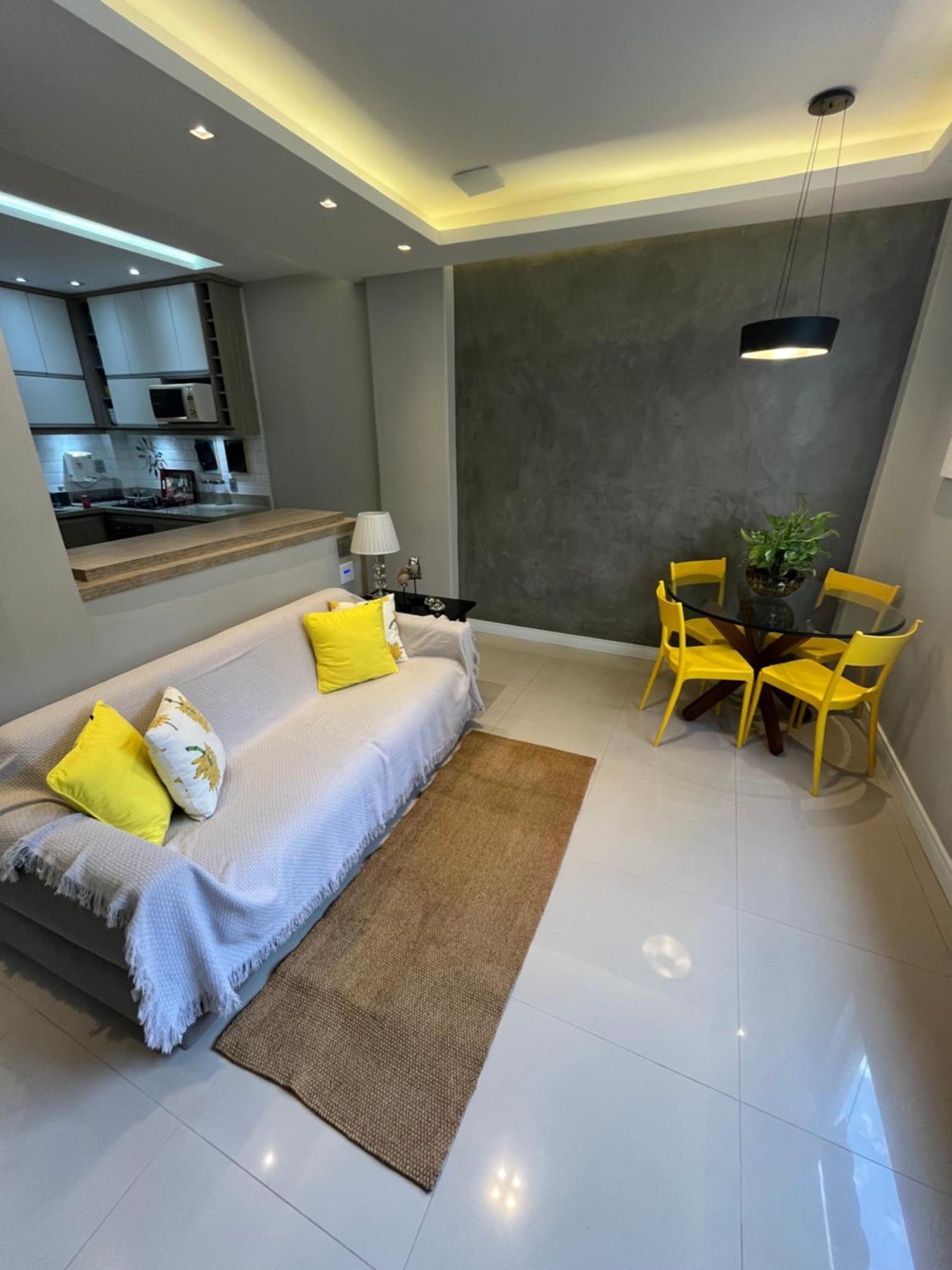 Apartamento Aparentemente Em Copacabana Bem Localizado Perto Da